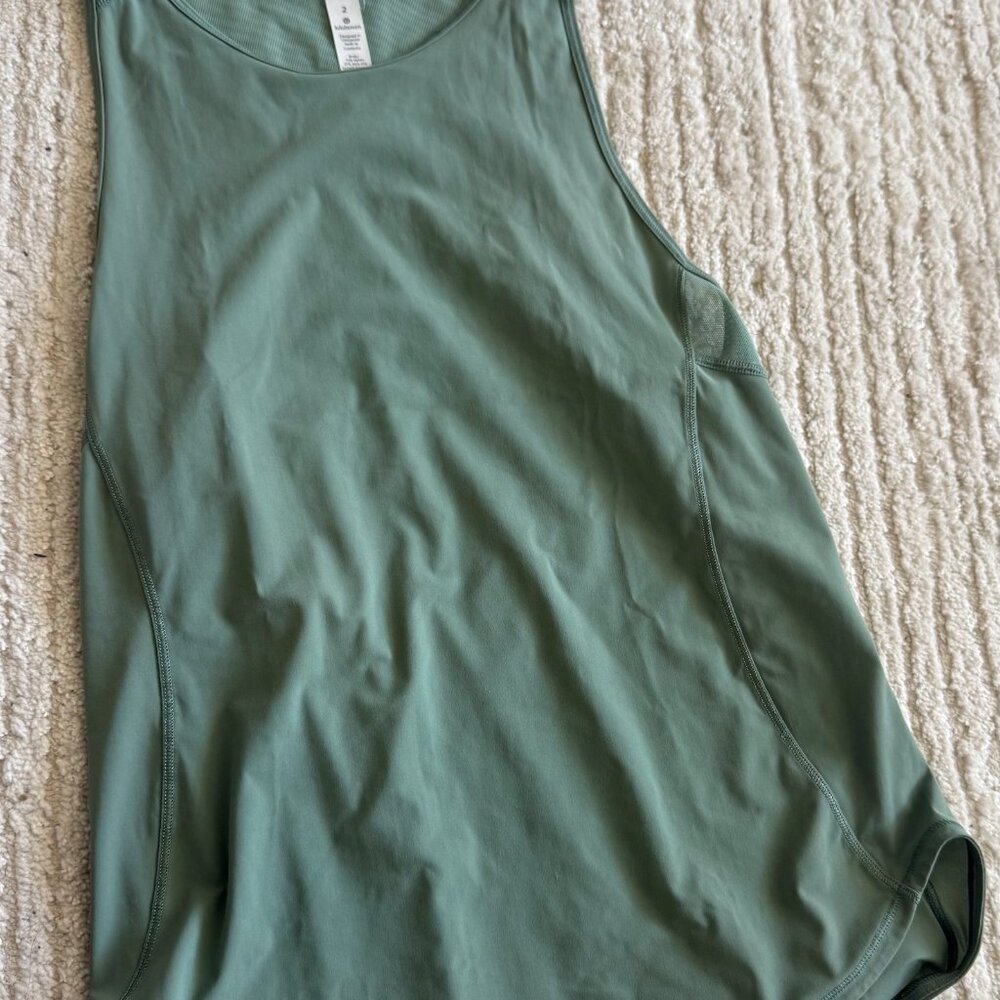Lululemon Athletica Frosted Pine Sculpt Tank Size 2